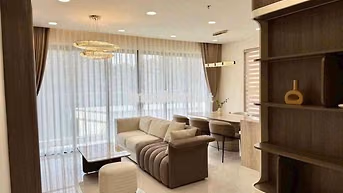 Cho thuê căn hộ Diamond Centery 121m2-3pn -đầy đủ nội thất