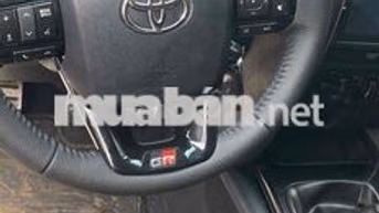Toyota Fortuner 2018 Số sàn Trắng 80.000km