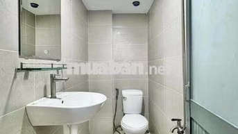 Đi bộ qua Công Thương 5p nằm ở trung tâm Tân Phú