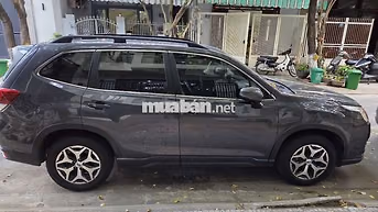Subaru Forester 2024 Xám 33000km