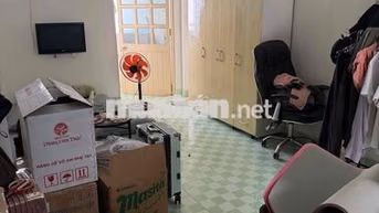 Cho thuê nhà ĐẸP Gần 50m2 MẶT TIỀN VỪA Ở VỪA KD CHỢ TRẦN HỮU TRANG