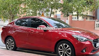 Cần bán Mazda2 2015