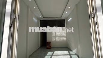Cho Thuê Nhà Nguyên Căn/MTKD 3PN 3WC, 4x18m, cách AEON Mall TP 300m