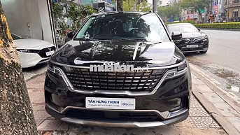 KIA Carnival Signature 3.5 V6 2022 Đen 7 vạn km