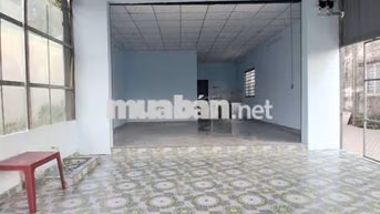 Nhà góc 2 mặt tiền hẻm, kế bên trường THCS Phú Hòa, giá 5.5 triệu