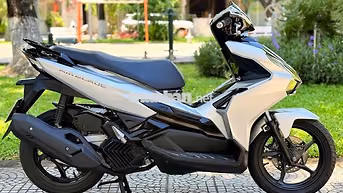 Honda Air Blade 160 ABS 2023 Bạc