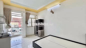 Phòng Studio Có Ban Công, Sẵn Máy Lạnh - Cuối Tân Kỳ Tân Quý