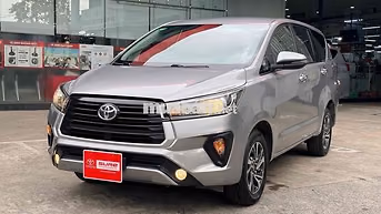 Bán Innova 2.0E số sàn 2023 - Xe 1 chủ giá còn bớt