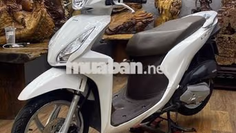 Honda Vision 2018 chính chủ xe đẹp, máy móc bao êm