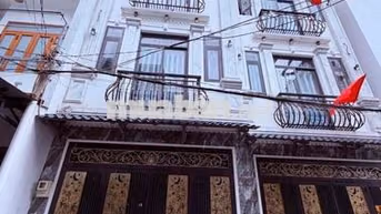 NHÀ ĐẸP LUNG LINH GIẢM 400TR CHỈ 7TỶ TL NHÀ 4 TẦNG QUANG TRUNG P. AHT