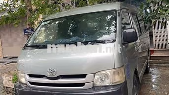 Xe khách Toyota Hiace Bạc