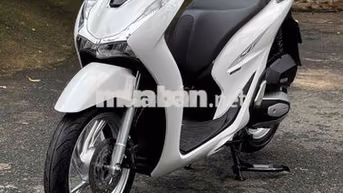 Honda SH 125i 2022 màu trắng ( có góp nợ 6 )