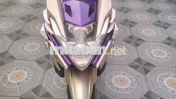 Xe tay ga Yamaha No5 Tím, Vàng kem