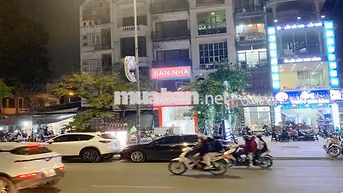 Cho thuê nhà mặt phố 7 Quang Trung, Hà Đông kinh doanh sầm uất
