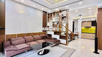 📍Cho thu.ê nhà 4 tầng kiệt oto NGUYỀN HỮU THỌ  ngang 5m