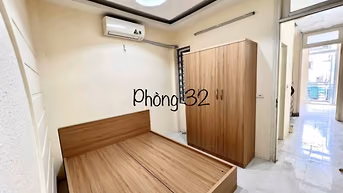 Bán Nhà 5 tâng 1 tum, ngõ 192 yên hòa