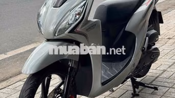 Honda Vision 2023 xám xi măng máy zin biển 67
