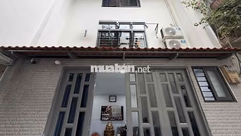 NHÀ 4 TẦNG ĐÚC 3PN 4WC Điện Biên Phủ Bình Thạnh