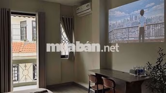 Căn Hộ Ban Công ngay Trung tâm Quận 1