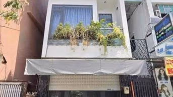Mặt Tiền khu họ Lê & Phú Thọ Hoà, 3 Tấm, 5 x 18m, 4 Phòng Ngủ, 4 wc