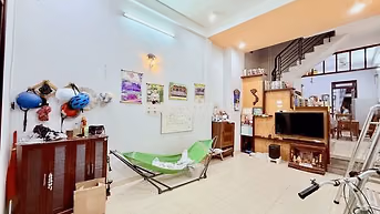 NHÀ RỘNG GIÁ RẺ- HXH SÁT ĐƯỜNG HUỲNH VĂN NGHỆ- TÂN BÌNH- 4❌21- 2 TẦNG