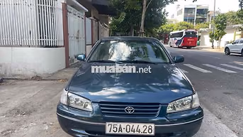Toyota Camry 2000 Xanh