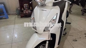 Honda Vision 2017 Trắng