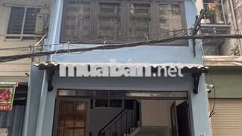Cho Thuê Nhà Nguyên Căn Sát Trung Tâm Q1