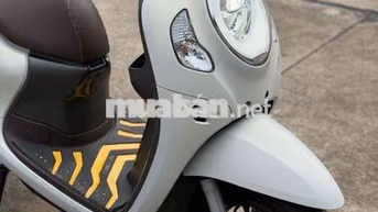 Honda Scoopy Trắng 5.000km