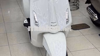 Vespa Justin Bieber 125cc Trắng 10.000km MH21321