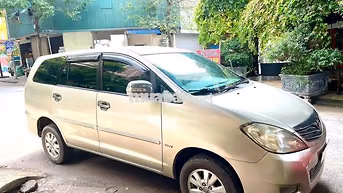 Toyota Innova V 2008 Tự động Vàng cát