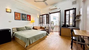 Căn hộ Studio tuyệt đẹp, ban công rộng, đầy đủ nội thất tại 44/28 Tứ L