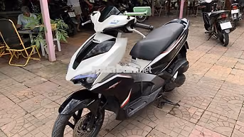 Honda Air Blade 2016 Trắng đen