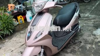 Piaggio Fly Nhập khẩu màu Hồng