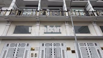 Nhà liền kề khu an ninh 位于安全社区的联排别墅