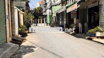 CHO THUÊ PHÒNG TRỌ – HẺM XE HƠI HUỲNH TẤN PHÁT  2,5 Triệu