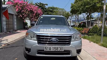 Ford Everest 2011 2.6MT 4x4 Số sàn Bạc