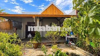 Nhà nguyên căn 90m², sân vườn, đầy đủ nội thất.