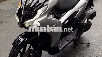 Honda Airblade 125 2023 Bạc Đen chính chủ