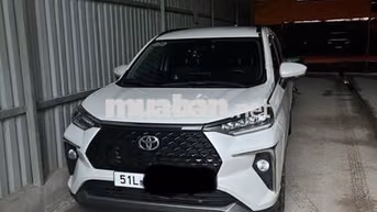 Toyota Veloz Trắng 20.000 km