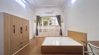 CHÍNH CHỦ CHO THUÊ STUDIO BAN CÔNG RỘNG – 28M² – QUẬN 4