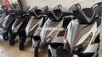 Honda Air Blade Xe tay ga Đen, trắng, xám