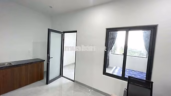 Phòng full nội thất gần Đông Á, khu FPT