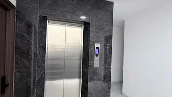 Cần Bán CHDV Mặt Tiền đường Số p tân quy quận 7 thu nhập 170tr/tháng