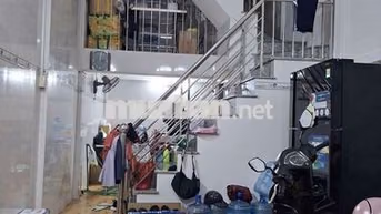 Nhà cho thuê Hương Lộ 2, BTĐ (2 lầu 3PN 3WC) hẻm 8m nhà trống ở ngay