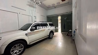 Cho thuê nhà mặt tiền Thành Thái, Cẩm Lệ, DT sàn 269.5m2, đường 10.5m