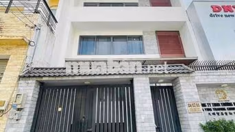 BIỆT THỰ 4 TẦNG KHU BÊN SÔNG GẦN GIGAMALL PHẠM VĂN ĐỒNG CÓ THANG MÁY