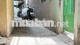 Cho thuê nhà trọ nhỏ 12m2 có gác