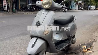 Piaggio Vespa Xám Nhập khẩu