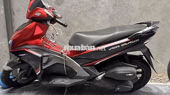 Nhà dư xe Honda Air Blade bán cho ai cần.